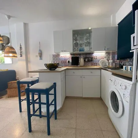 Romy's Cozy One Bedroom Apt Lägenhet Larnaca