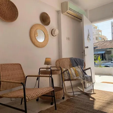 Romy's Cozy One Bedroom Apt Daire