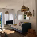 Apartment Romy's Cozy One Bedroom Apt *