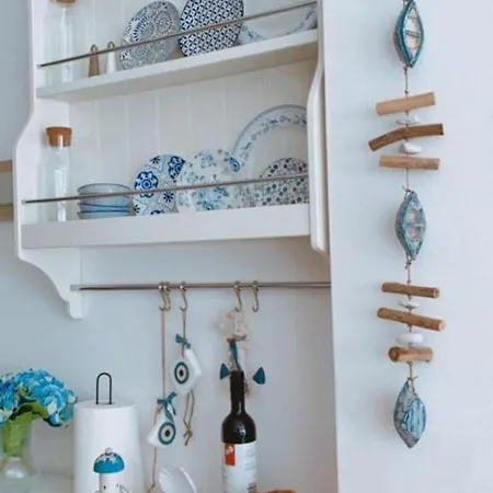 Romy's Cozy One Bedroom Apt Διαμέρισμα *